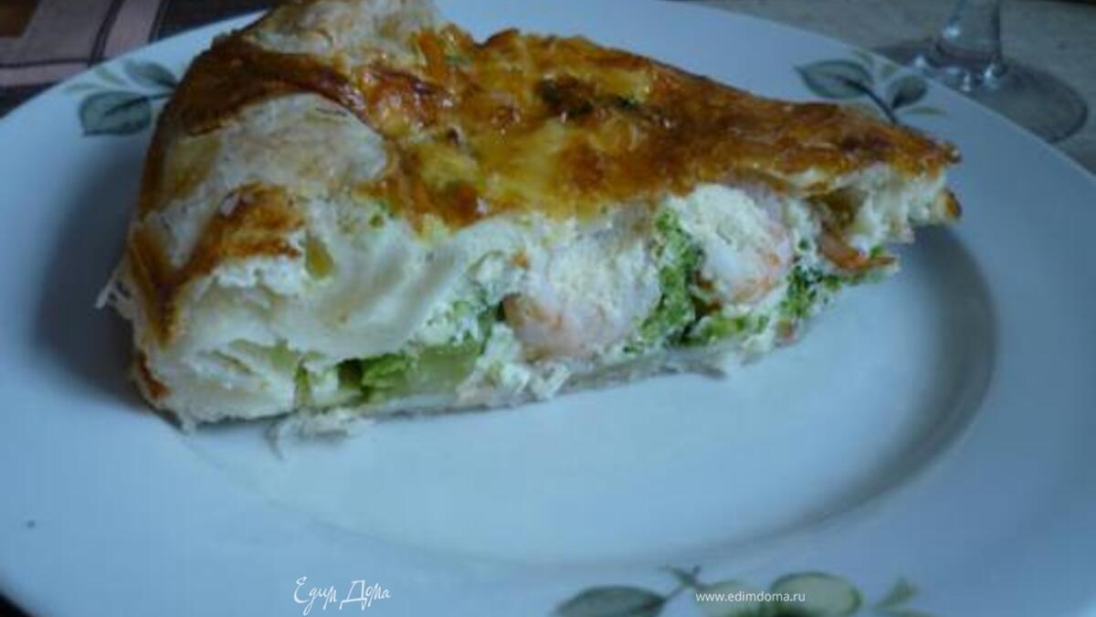 Пирог с брокколи и креветками