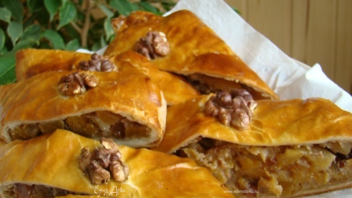 Рулет с сухофруктами