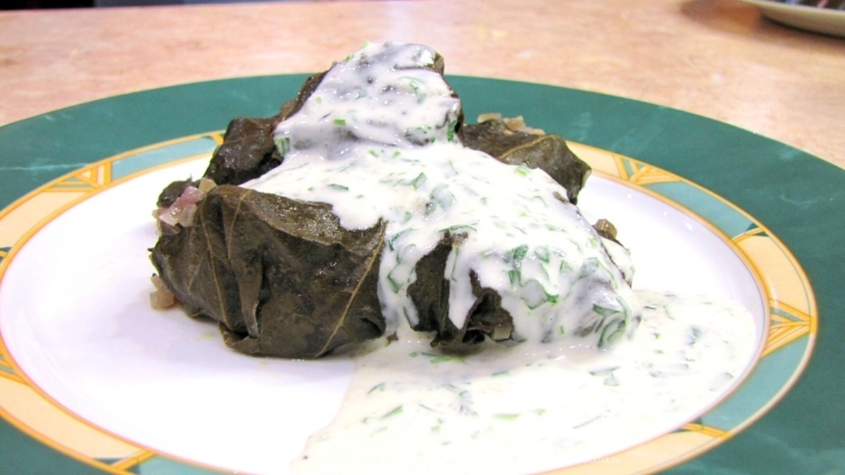 Долма, или толма, или голубцы в виноградных листьях (повтор)