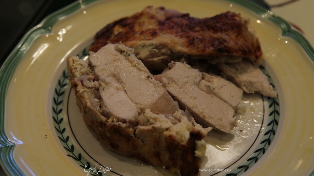 Куриные грудки, запеченные в йогурте