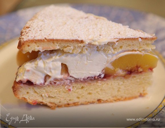 Пирог с персиками и взбитыми сливками Пирог с персиками и взбитыми сливками