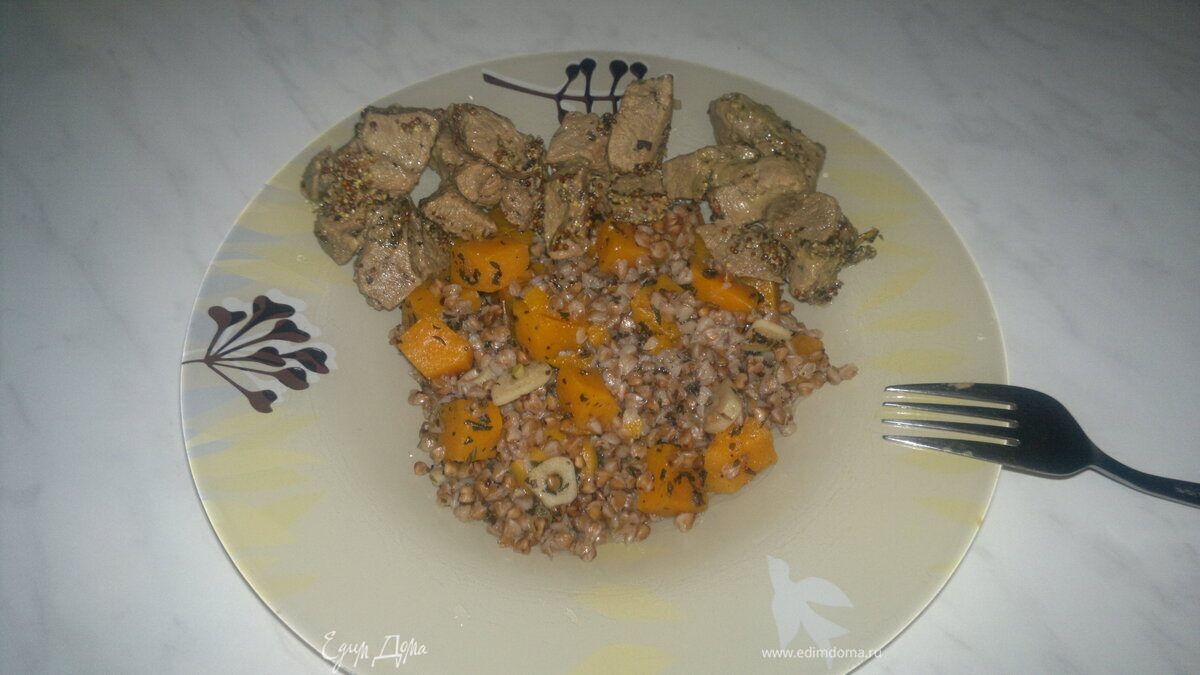 Гречотто с тыквой и чесноком и говядина, тушенная в 5 видах перца и французской горчицей