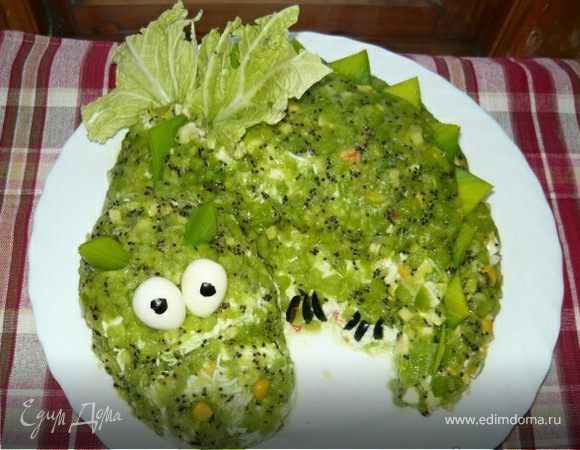 Новогодний салат "Дракоша"