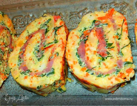 Праздничный сырный рулет с форелью