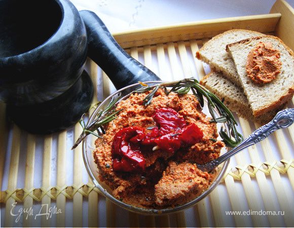 Песто с вялеными томатами Песто с вялеными томатами