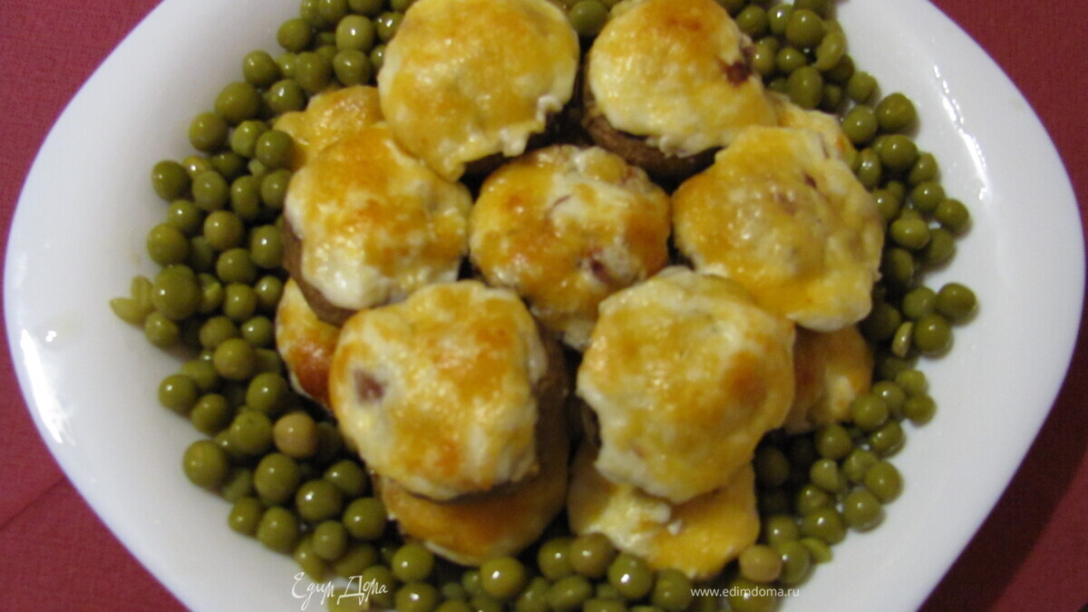 Фаршированные шампиньоны