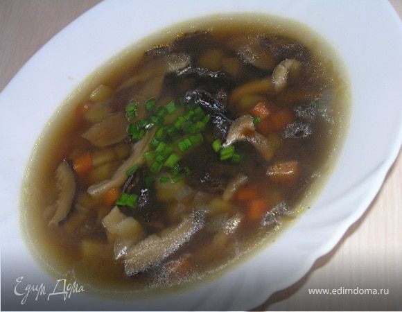 Суп из сушеных грибов, пошаговый рецепт на ккал, фото, ингредиенты - Елена Ковач (kovachev)