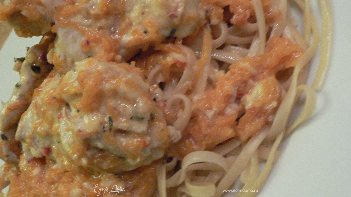 Паста с курицей и тыквой