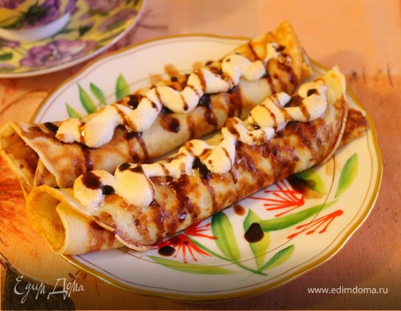 Французские блинчики с яблоками и безе Французские блинчики с яблоками и безе