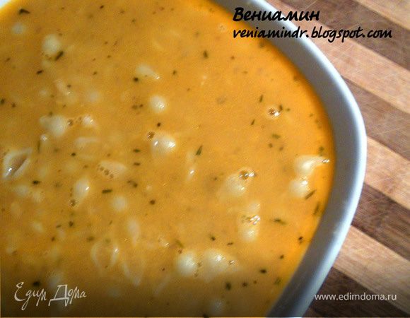 Фасолевый суп-пюре с пастой и розмарином Фасолевый суп-пюре с пастой и розмарином