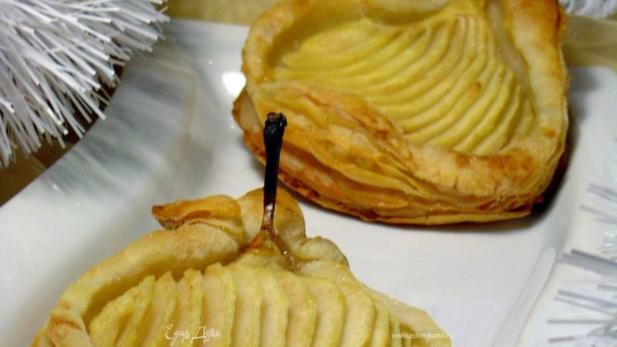 Слойки с грушами и орехами. Tescoma