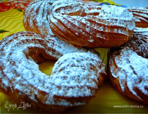 Заварные колечки с творожным кремом