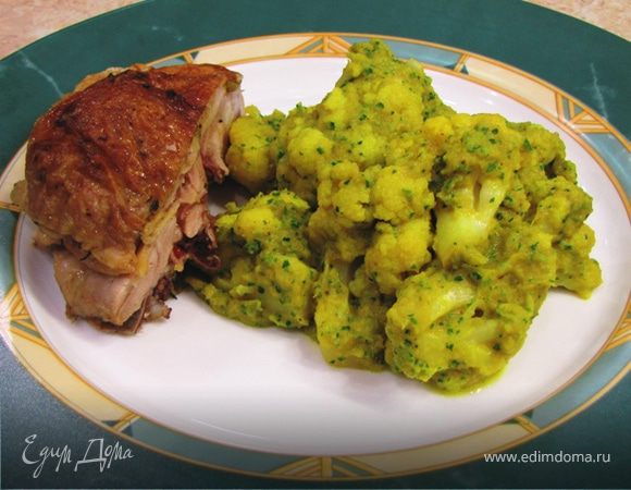 Цветная капуста с овощным соусом Цветная капуста с овощным соусом