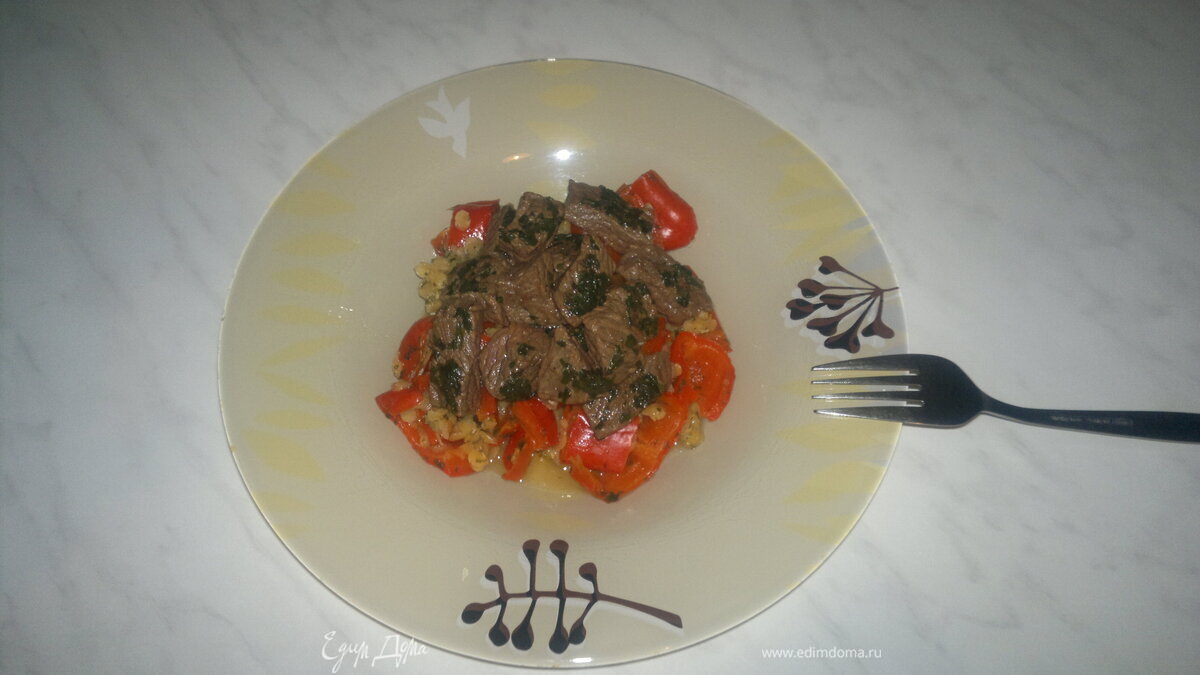 Острая Южная чечевица и говядина в Японском стиле.