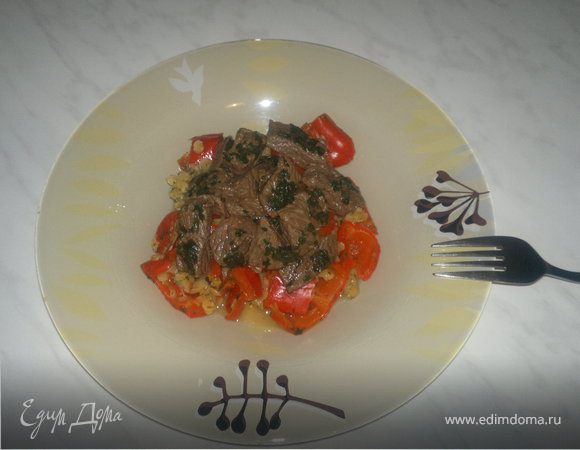 Острая Южная чечевица и говядина в Японском стиле. Острая Южная чечевица и говядина в Японском стиле.