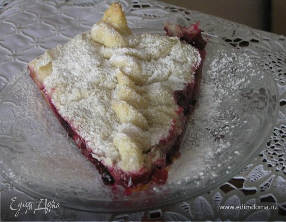 "Лето в зимний день" или Слоеный пирог с яблоком и смородиной