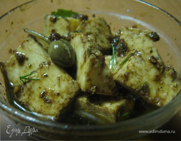 Брынза с ароматными травами