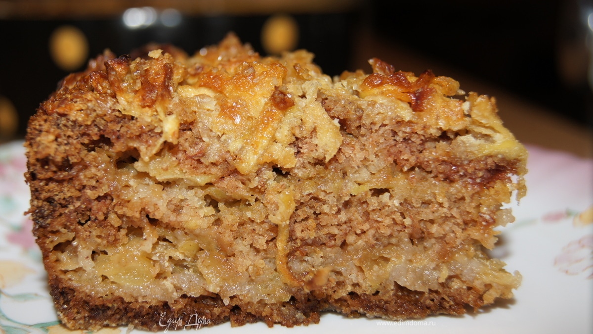 Болгарский яблочный пирог