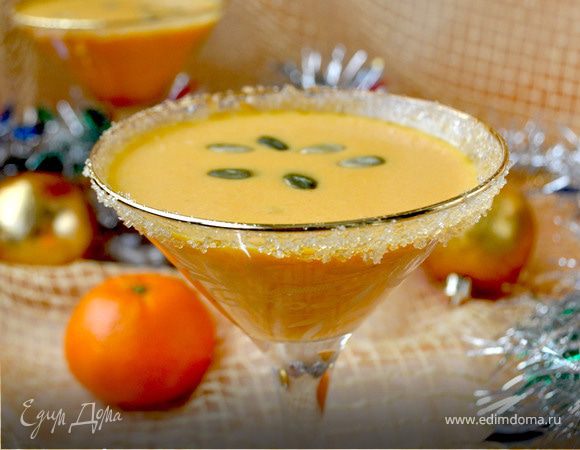 Фуршетный новогодний суп с тыквой, мандаринами и имбирем