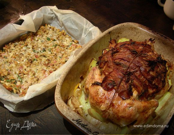 Праздничная курица в итальянском стиле с короной из панчетты, запеченная с чесноком и лимоном, + запеканка из чиабатты с панчетой и лимоном Праздничная курица в итальянском стиле с короной из панчетты, запеченная с чесноком и лимоном, + запеканка из чиабатты с панчетой и лимоном