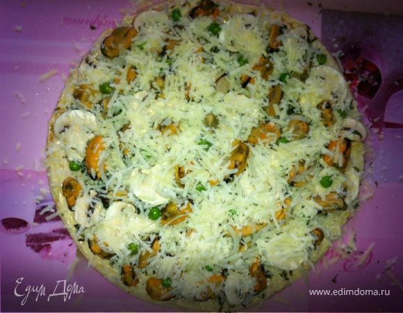 Пицца с пармезаном,мидиями и грибами Пицца с пармезаном,мидиями и грибами