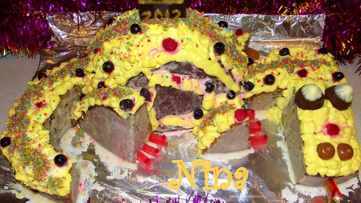 Торт "Дракоша 2012"