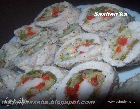 Пряные куриные рулеты с козьим сыром