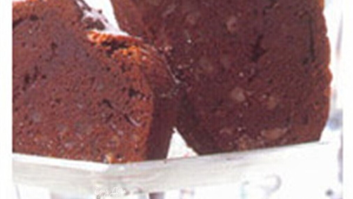 Оливковый кекс с засахаренным имбирем