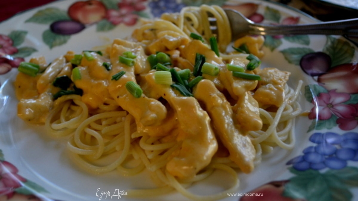 Куриный гужон с чесночным соусом