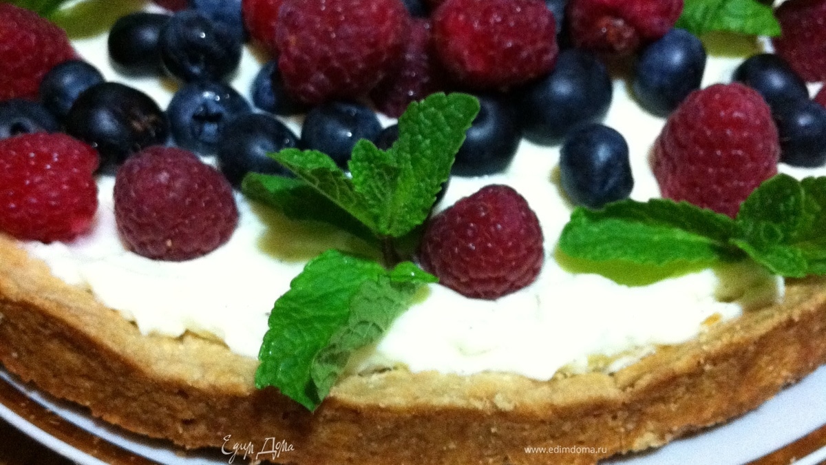 Рождественский десерт "Ягодная мистерия"