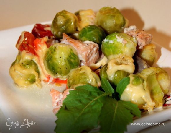 Лосось с овощами