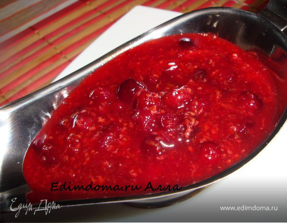 Пикантный клюквенный соус к индейке (или другому мясу)
