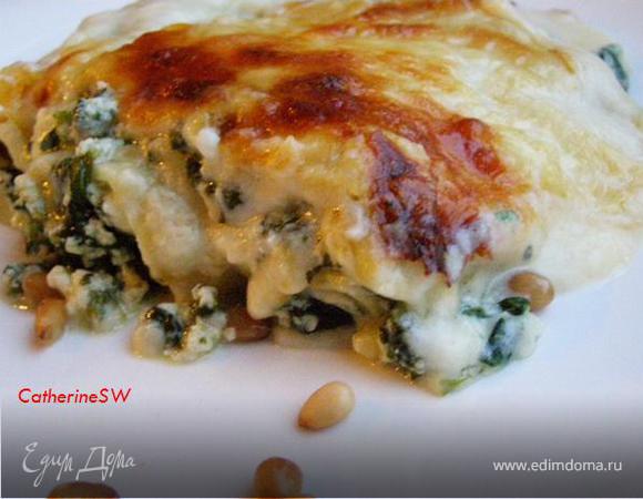 Лазанья со шпинатом, рикоттой и кедровыми орешками Лазанья со шпинатом, рикоттой и кедровыми орешками