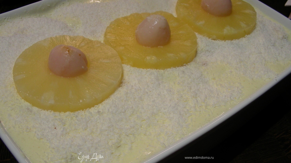 Экзотическое тирамису с личи, ананасом и кокосом