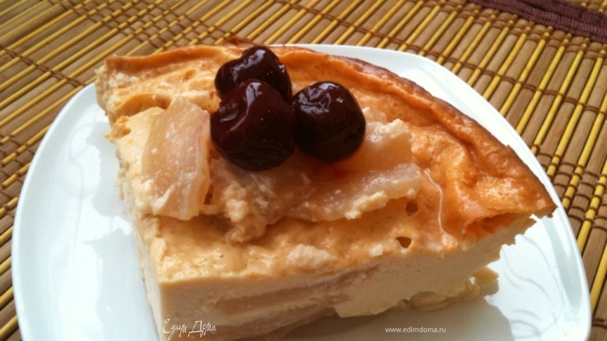 Ряженка запеченная с яблоками