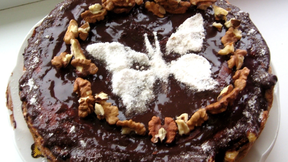 Пирог с грецкими орехами