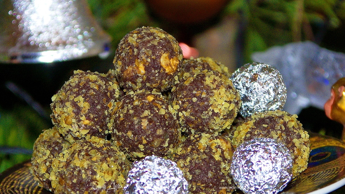 Конфеты шоколадные с грецкими орехами и миндальным ликёром