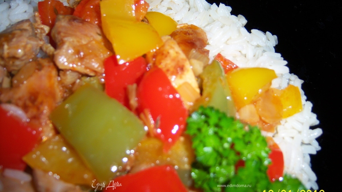 "Мясо курицы с арахисом"-просто и вкусно.