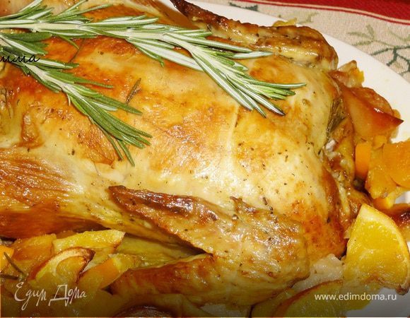 Курица  запеченная с тыквой, яблоками и апельсинами.