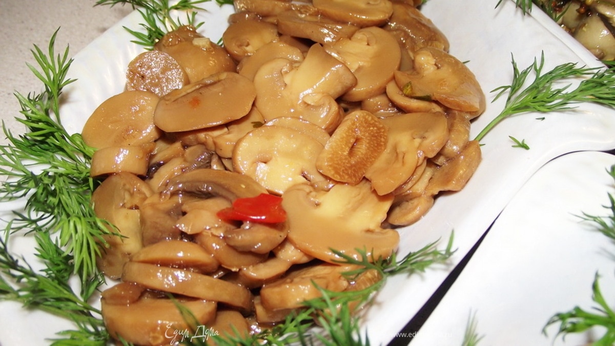 Шампиньоны в апельсинах