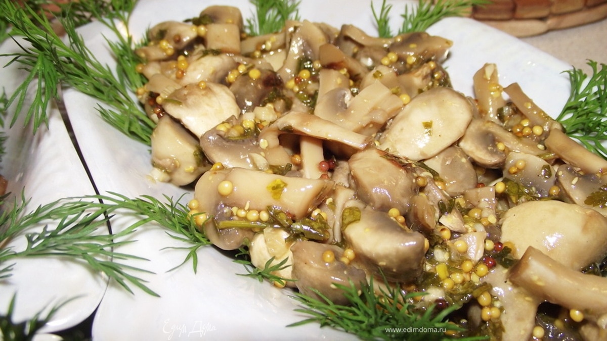 Шампиньоны в горчичном соусе