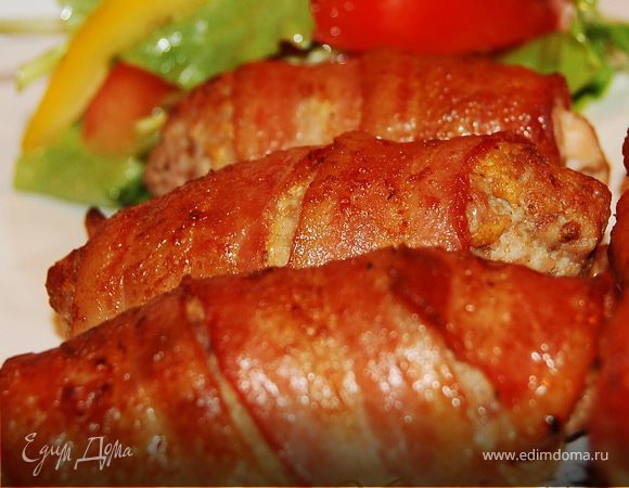 Мини-колбаски в беконе. Мини-колбаски в беконе.