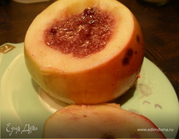 Запеченные яблоки с клюквенным джемом, кокосом и лимончелло Запеченные яблоки с клюквенным джемом, кокосом и лимончелло