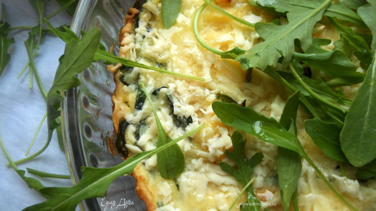 Фриттата с картофелем, шпинатом и творожным сыром