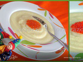 Суп-пюре из цветной капусты с красной икрой
