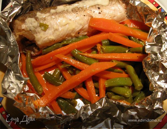 Хек на овощах под нежным сливочным соусом Хек на овощах под нежным сливочным соусом