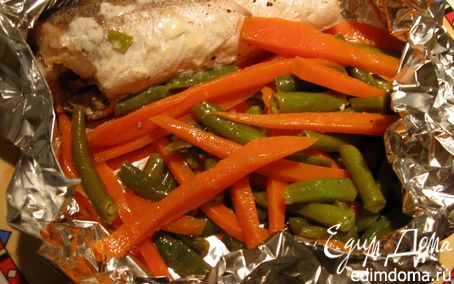 Рецепт Хек на овощах под нежным сливочным соусом