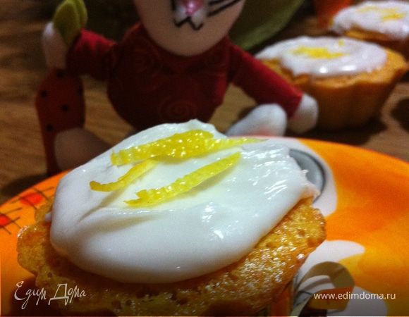 Морковные капкейки с лимонной глазурью