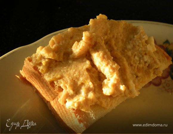 Паштет из яиц с орехами