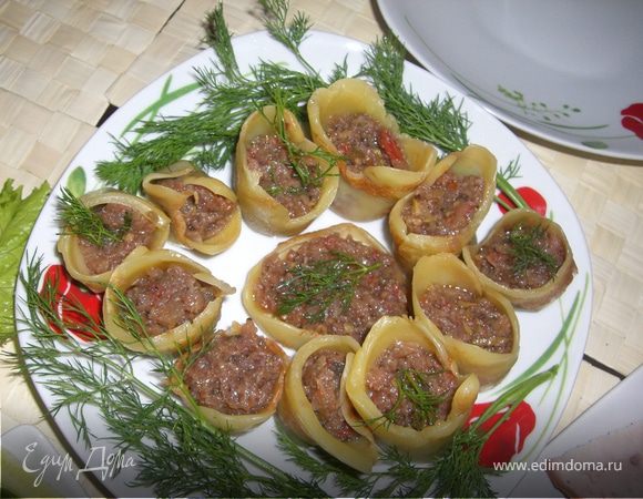 Сырные стаканчики с баклажанной икрой Сырные стаканчики с баклажанной икрой